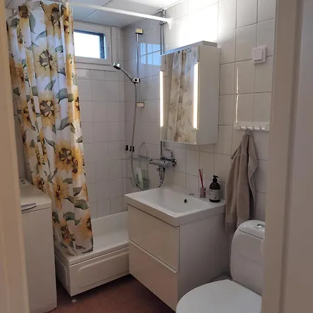 Stilren Etta Naera Och Centrum Mariehamn